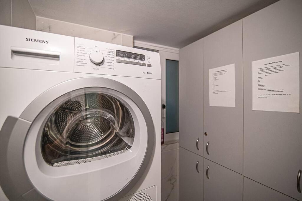 A13 Pristine & Sunny 30M2 Flat Near Syntagma Sq Leilighet Athen Eksteriør bilde